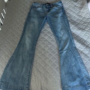 Women's Buckle Blue Jeans